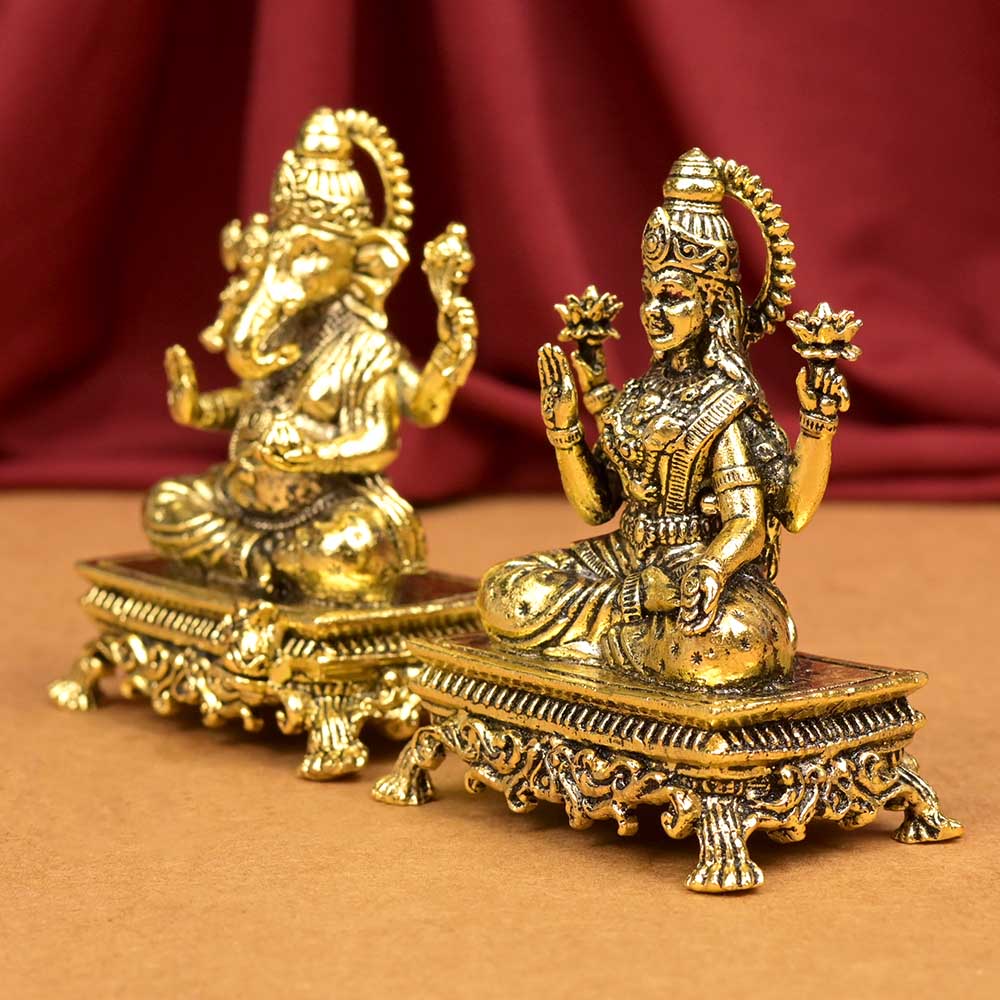 Ganesh Laxmi on Pedestal Chowki Ashtadhatu ldols