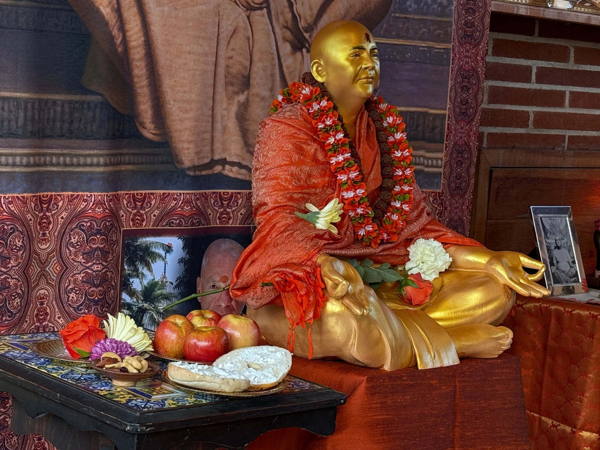 Swami Rudrananda (Rudi) Statue. ( Shipping Included | Free Shipping at Checkout )