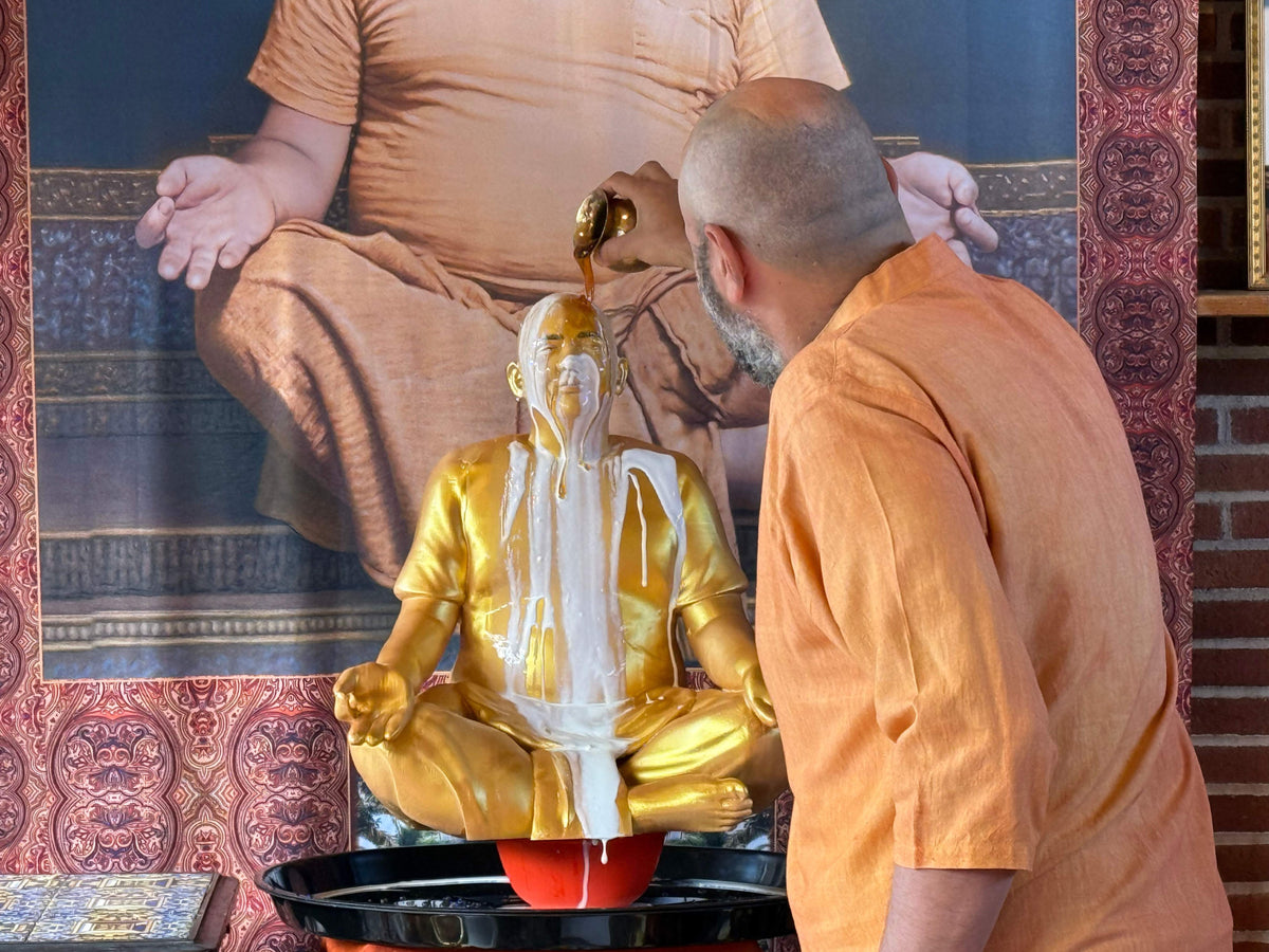 Swami Rudrananda (Rudi) Statue. ( Shipping Included | Free Shipping at Checkout )