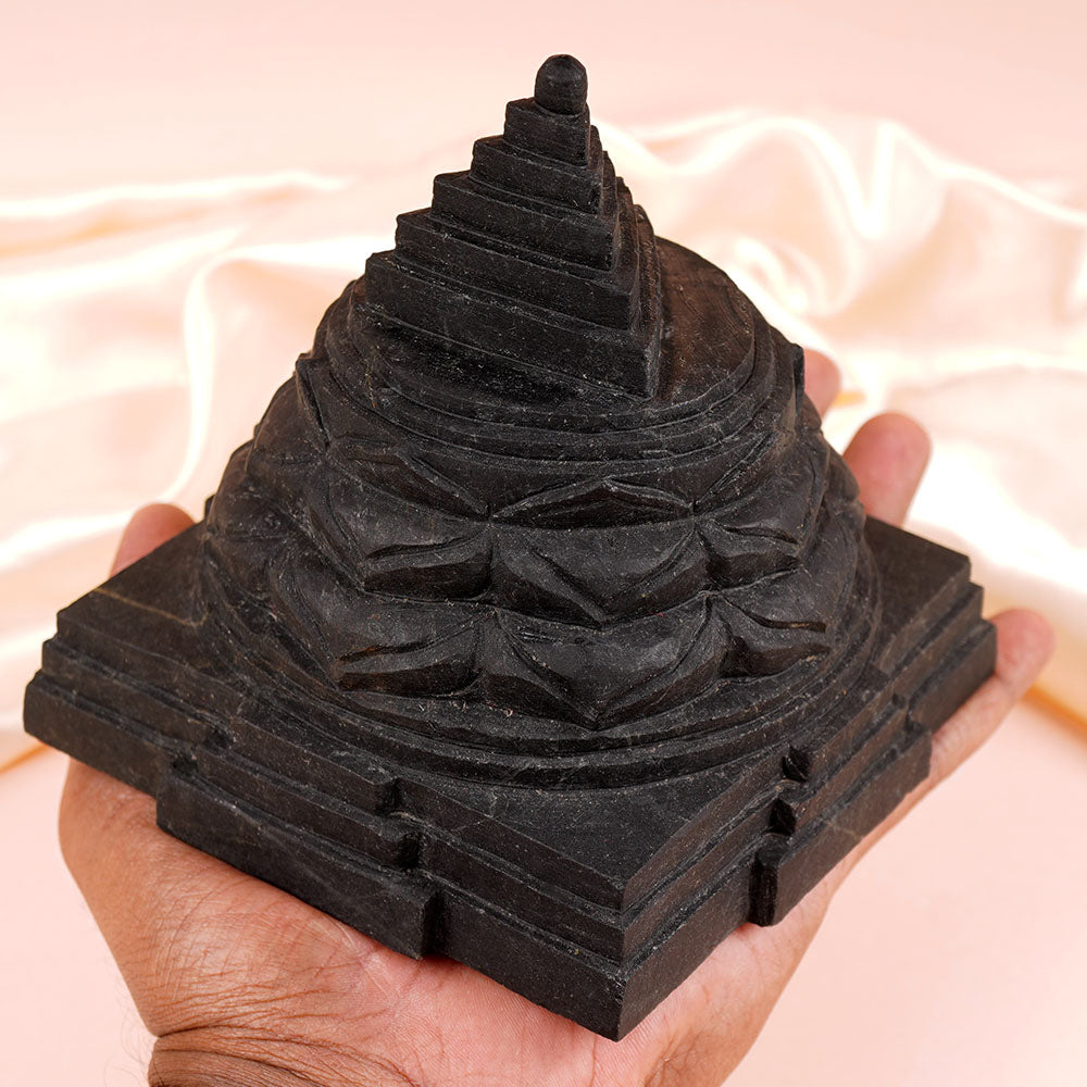 Shaligram Meru Mahakali Yantra