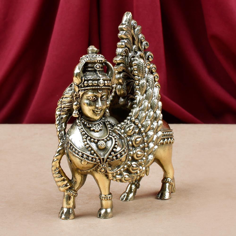 Kamdhenu Mata Ashtadhatu Idol