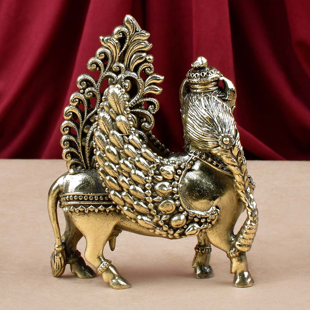 Kamdhenu Mata Ashtadhatu Idol